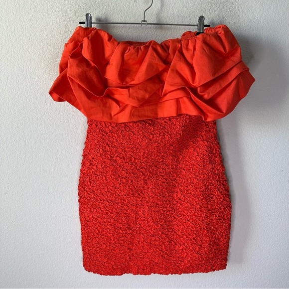 Mara Hoffman Kenza Ruffled Smocked Mini Dress
Poppy Red Size SZ L - Picture 6 of 12